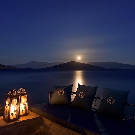 Admiral'S House Villa Chalki Town Bagian luar foto