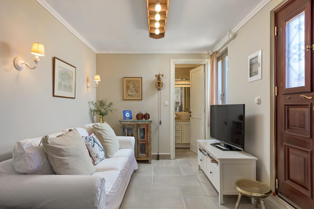 Admiral'S House Villa Chalki Town Bagian luar foto