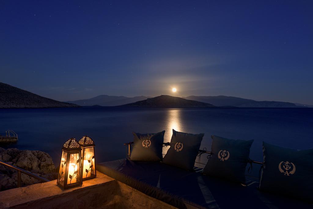 Admiral'S House Villa Chalki Town Bagian luar foto